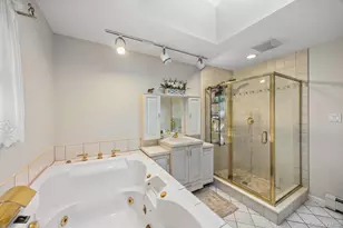 461 Wolf Hill Rd, Dix Hills, NY 11746 - Photo 21