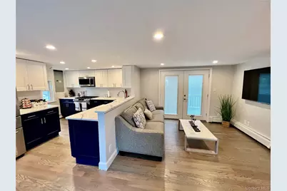 100 Clubhouse Road, Bellmore, NY 11710 - Photo 9