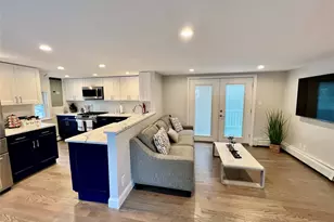 100 Clubhouse Rd, Bellmore, NY 11710 - Photo 9