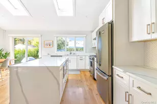 155 Bridge St, Greenport, NY 11944 - Photo 7