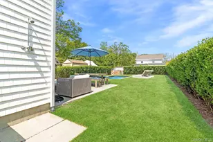 155 Bridge St, Greenport, NY 11944 - Photo 27