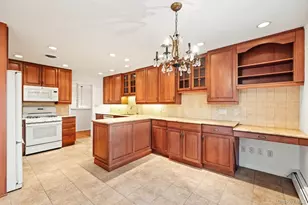 32 Bramblebrook Rd, Ardsley, NY 10502 - Photo 11