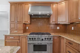 32 Bauer Pl Ext, Call Listing Agent, CT 06880 - Photo 9