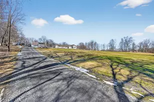 130 Dunthorne Dr, Bloomingburg, NY 12721 - Photo 3