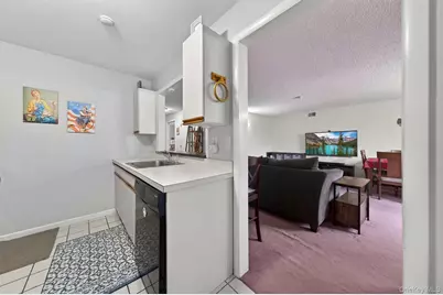 15 Kings Court, Nanuet, NY 10954 - Photo 13