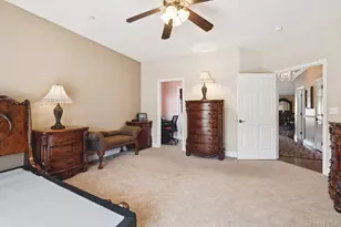 110 Kenneth Ct, Amityville, NY 11701 - Photo 17