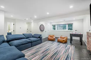 9 E Stemmer Ln, Suffern, NY 10901 - Photo 15