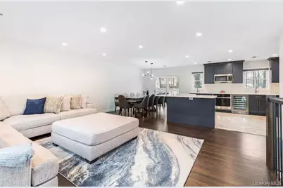 9 E Stemmer Lane, Suffern, NY 10901 - Photo 5