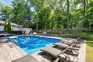 9 E Stemmer Ln, Suffern, NY 10901 - Photo 27