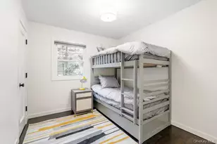 9 E Stemmer Ln, Suffern, NY 10901 - Photo 11