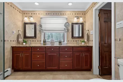 15 Tiber Road, Oyster Bay, NY 11791 - Photo 23