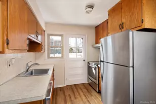 16 Seneca Dr, Massapequa, NY 11758 - Photo 9