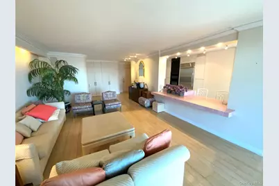 26910 Grand Central Parkway #25H, Floral Park, NY 11005 - Photo 5