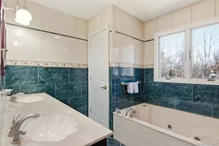 741 10th St, Islip Terrace, NY 11752 - Photo 33