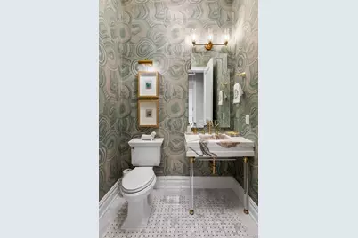 6000 Royal Court #PENTHOUSE, North Hills, NY 11040 - Photo 19