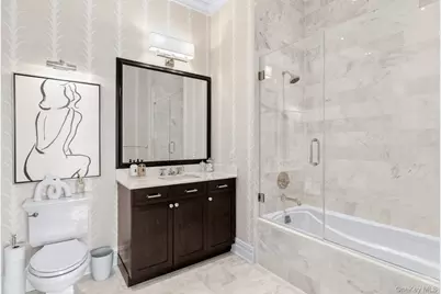 6000 Royal Court #PENTHOUSE, North Hills, NY 11040 - Photo 27