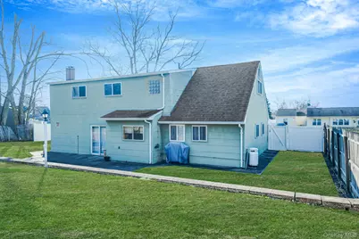 75 Oakcrest Avenue, Farmingville, NY 11738 - Photo 25