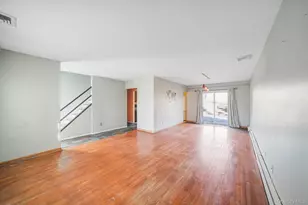 75 Oakcrest Ave, Farmingville, NY 11738 - Photo 5