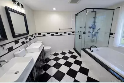 39 West Lane, Bay Shore, NY 11706 - Photo 17