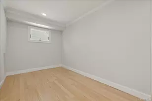 38 Bobolink Ln, Levittown, NY 11756 - Photo 13