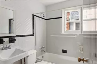 15 Geranium Ave, Floral Park, NY 11001 - Photo 15