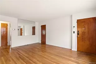 15 Geranium Ave, Floral Park, NY 11001 - Photo 21