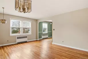 15 Geranium Ave, Floral Park, NY 11001 - Photo 5