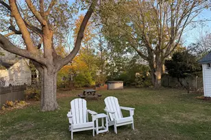 446 6th St, Greenport, NY 11944 - Photo 17