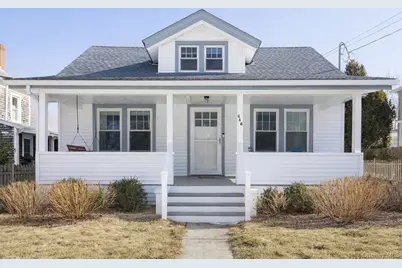 446 6th Street, Greenport, NY 11944 - Photo 3