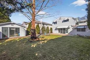 3992 William St, Seaford, NY 11783 - Photo 23