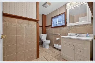 3992 William Street, Seaford, NY 11783 - Photo 13