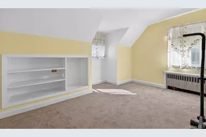 3992 William Street, Seaford, NY 11783 - Photo 15