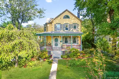 319 Melbourne Avenue, Mamaroneck, NY 10543 - Photo 1