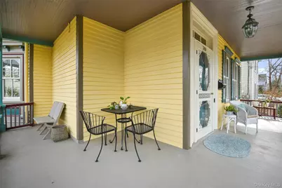 319 Melbourne Avenue, Mamaroneck, NY 10543 - Photo 5