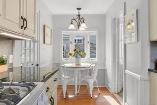 319 Melbourne Ave, Mamaroneck, NY 10543 - Photo 17