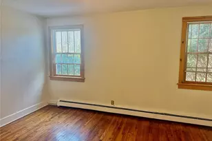 953 Ripley Ln, Oyster Bay, NY 11771 - Photo 17