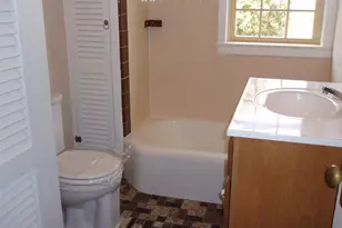 953 Ripley Ln, Oyster Bay, NY 11771 - Photo 7