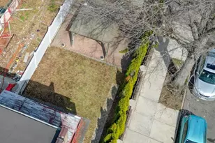 877 E 223rd St, Bronx, NY 10466 - Photo 37