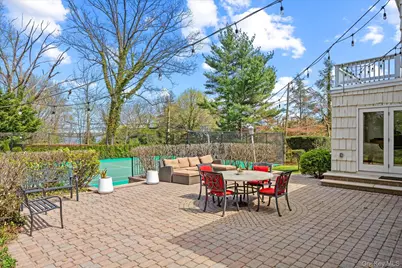 15 Cricket Lane, Great Neck, NY 11024 - Photo 37