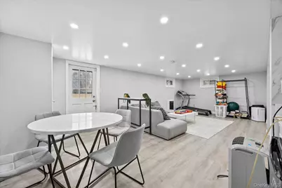 15 Cricket Lane, Great Neck, NY 11024 - Photo 35