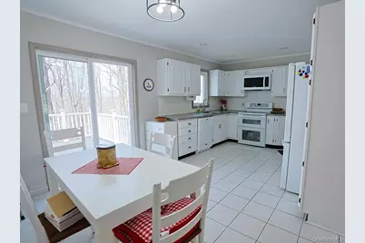 26 Sunrise Heights, Goshen, NY 10924 - Photo 13