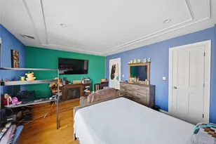 141-16 11th Ave, Whitestone, NY 11357 - Photo 19