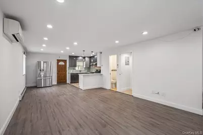 5020 Clearview Expressway, Oakland Gardens, NY 11364 - Photo 11