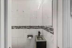 50-20 Clearview Expy, Oakland Gardens, NY 11364 - Photo 15