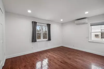 5020 Clearview Expressway, Oakland Gardens, NY 11364 - Photo 25