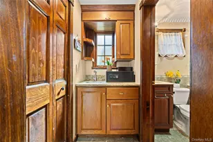 3-78 Beverly Rd, Douglaston, NY 11363 - Photo 19