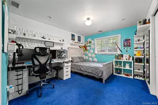 3-78 Beverly Rd, Douglaston, NY 11363 - Photo 25