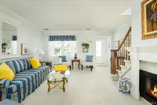 34 Jackson Pl, Massapequa, NY 11758 - Photo 3