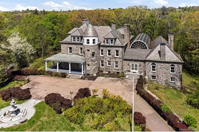 139 Scarborough Road, Briarcliff Manor, NY 10510 - Photo 1