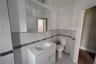 89-32 208th St, Queens Village, NY 11427 - Photo 11